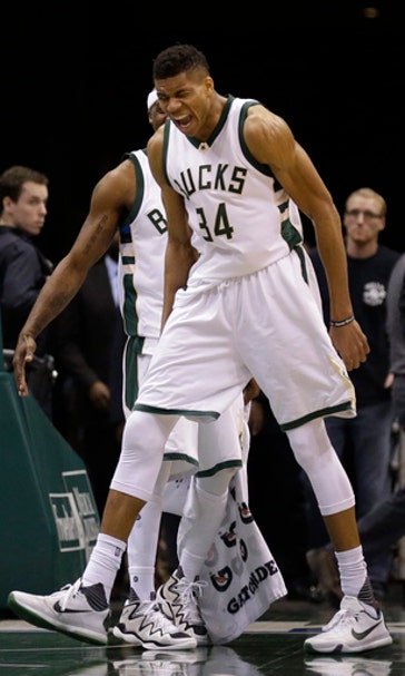 Antetokounmpo scores 31 in Bucks' 127-114 win over Rockets (Jan 23, 2017)